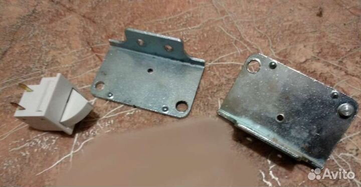 Запчасти от холодильника Zanussi zrb330wo