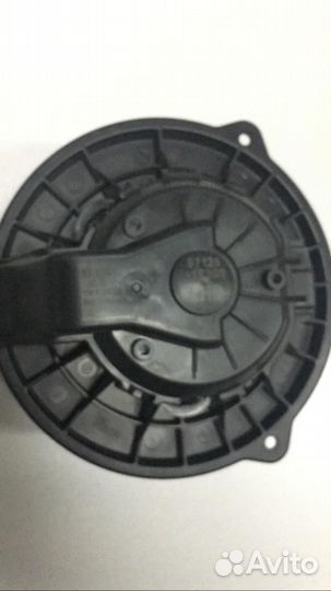 Моторчик печки Hyundai Solaris с 2011г 971111r000