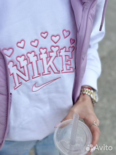 Свитшот nike с вышивкой