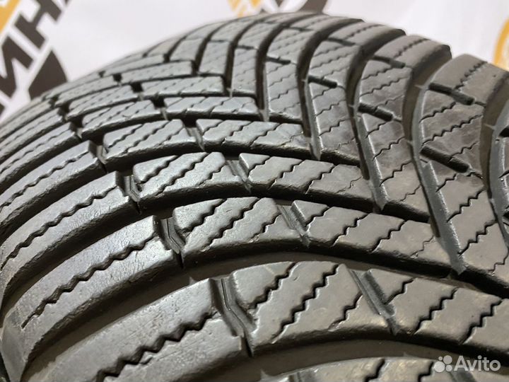 Firestone Multiseason 215/55 R17