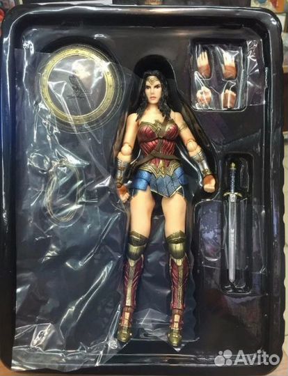 Чудо-женщина фигурка игрушка Wonder Woman