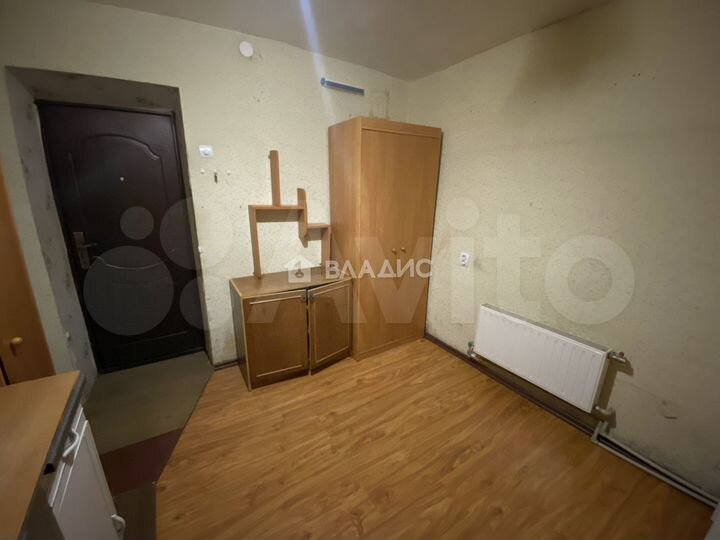 Комната 17 м² в > 9-к., 5/5 эт.