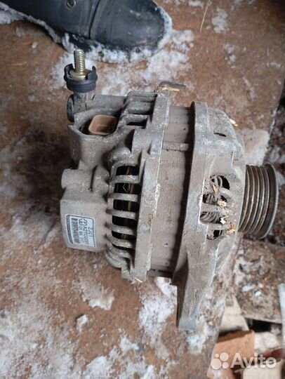 Генератор mazda demio DY3W