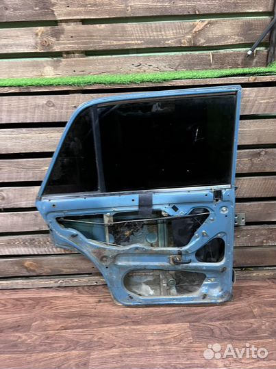 Задняя левая дверь Ваз 2105/2107