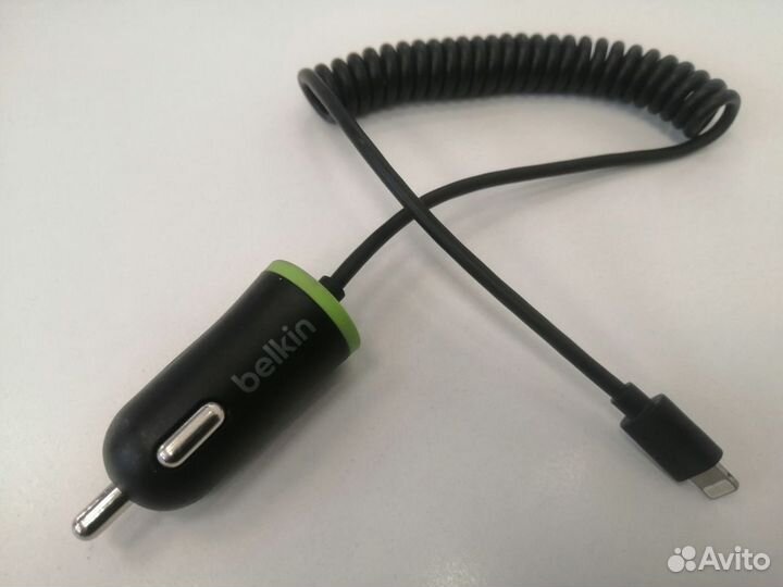 Автомобильное зарядное устройство Belkin F8J074