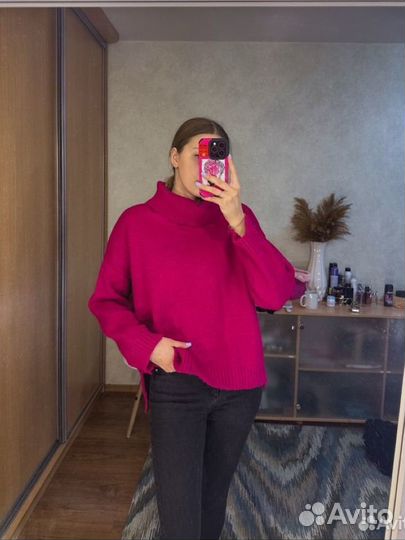 Свитер с горлом