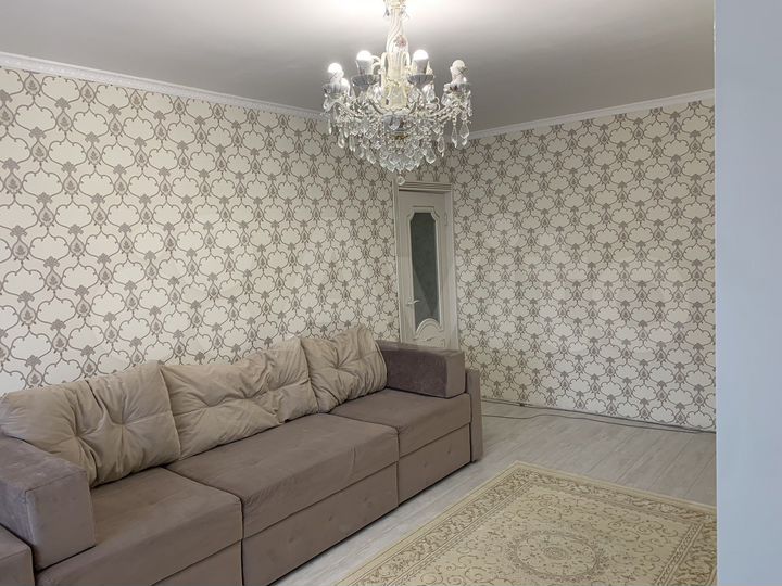 2-к. квартира, 66 м², 10/10 эт.