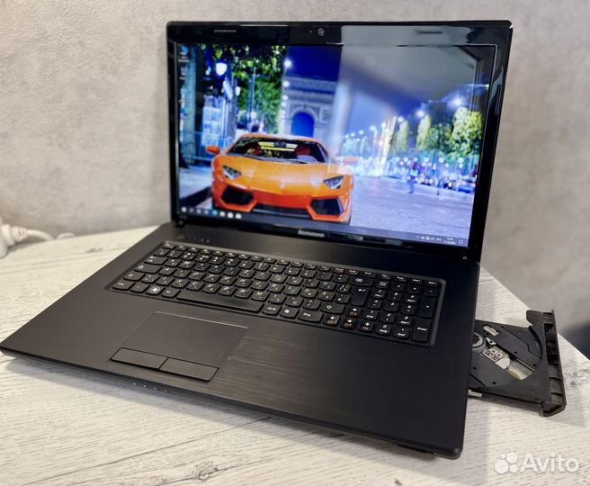 Lenovo 17,3/i5-3th/nvidia/8гб огромный игровой