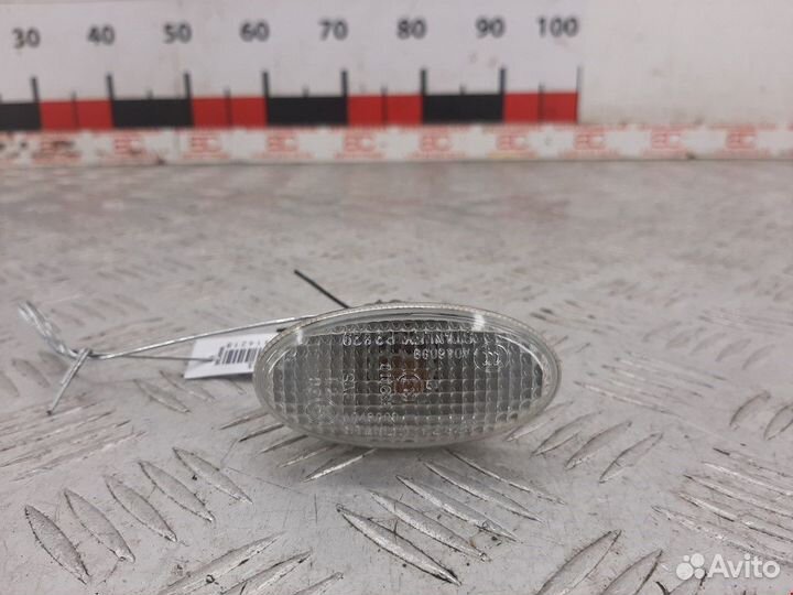 Повторитель передний левый Mazda B-Series 5 рест