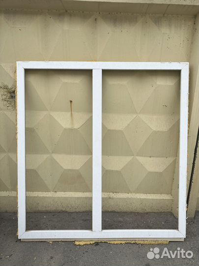 Оконная рама пластиковая