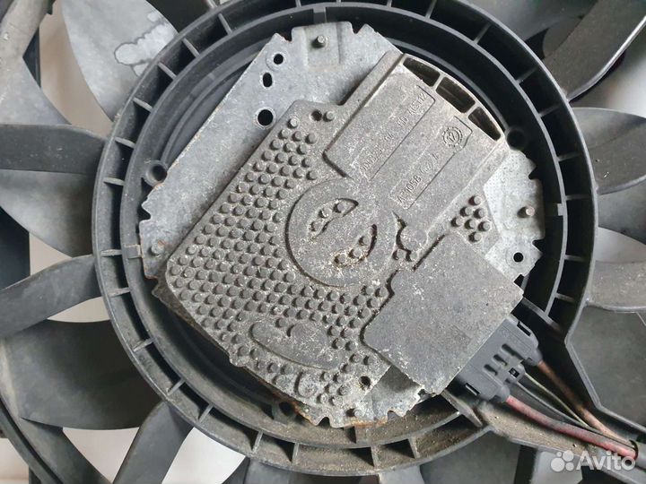 Вентилятор охлаждения для Audi A8 D4