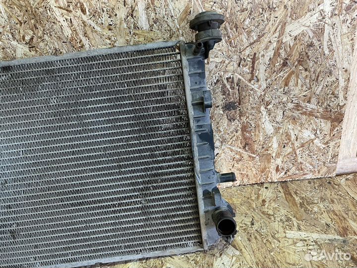 Радиатор охлаждения ford focus 1 основной