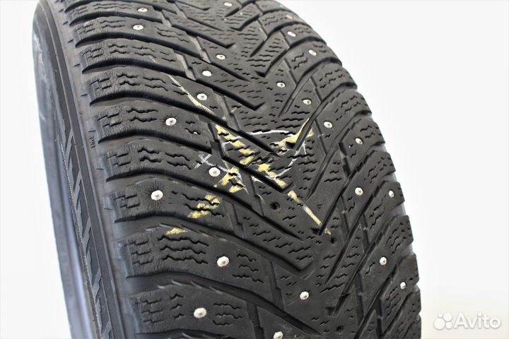 Nokian Tyres Hakkapeliitta 8 SUV 235/55 R17 103T