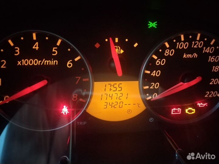Приборная панель Nissan micra k12