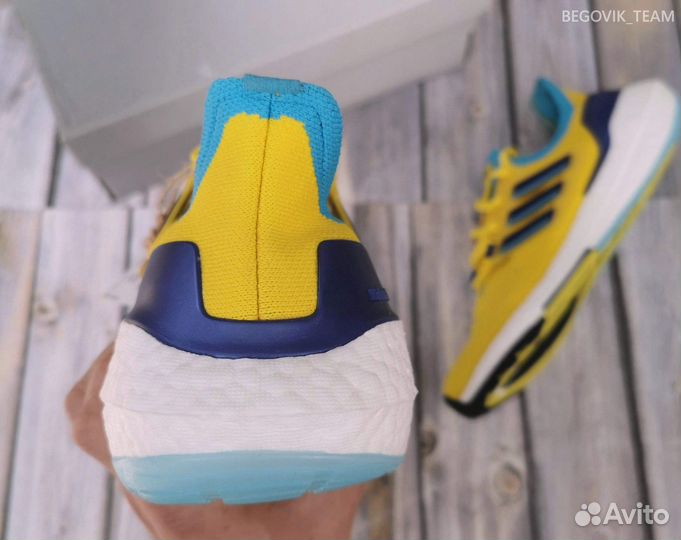 Кроссовки для бега adidas ultraboost 22