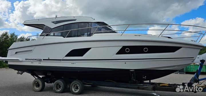 Моторная яхта Grandezza 37 CA 2023г