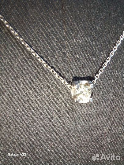 Золотое колье-подвес с брил.0.24ct.на цепочке