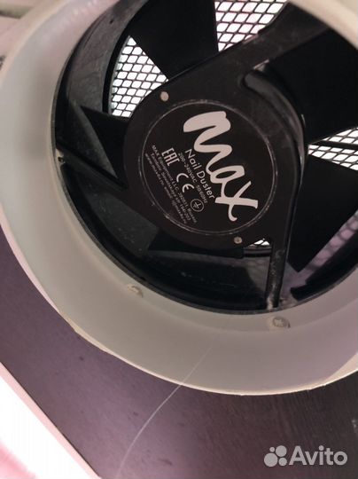 Маникюрный стол с встроенной вытяжкой max ultimate