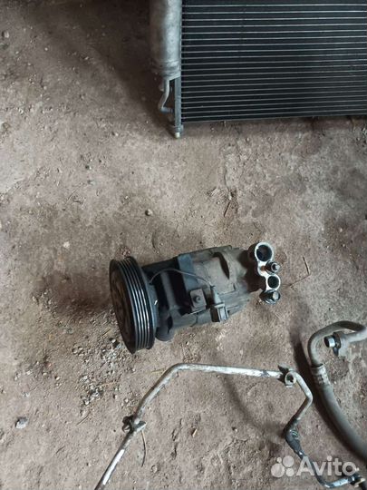 Компрессор кондиционера+радиатор+патрубки nissan