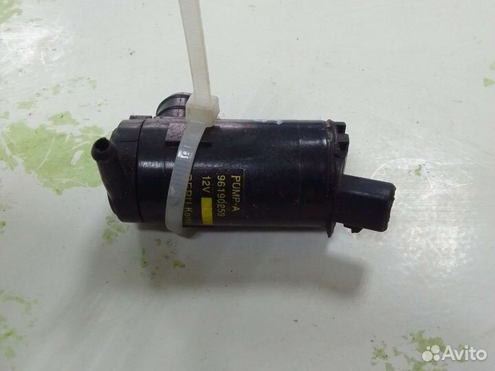 Моторчик омывателя заднего стекла Chevrolet Spark