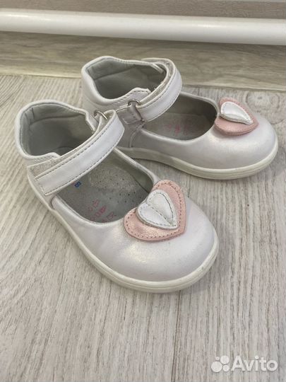 Туфли для девочки 23 размер