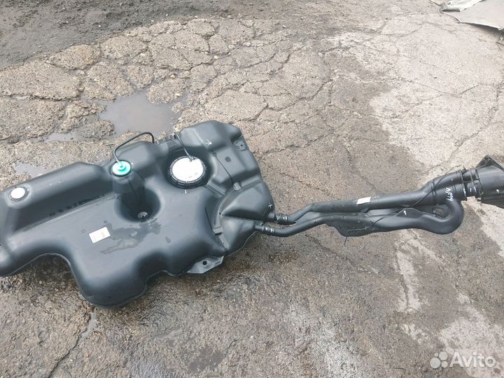 Топливный бак Ниссан Альмера G15