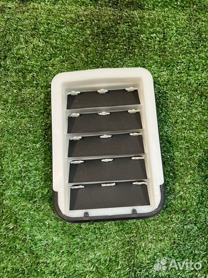 Клапан вентиляции крыла задний левый Lexus Ux200