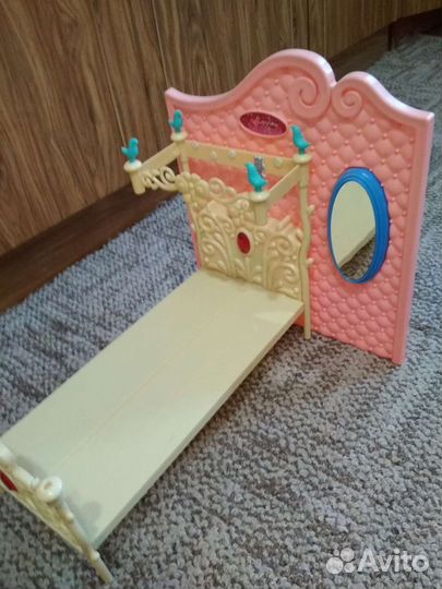 Кроватка для куклы барби,пианино