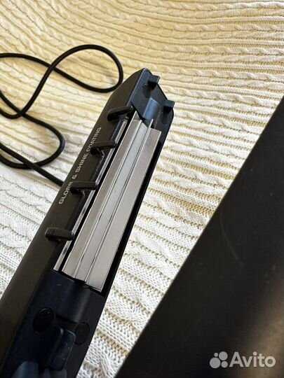 Плойка гафре с роликовым механизмом