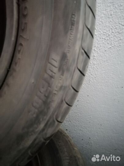 Kumho Ecowing ES01 KH27 195/65 R15