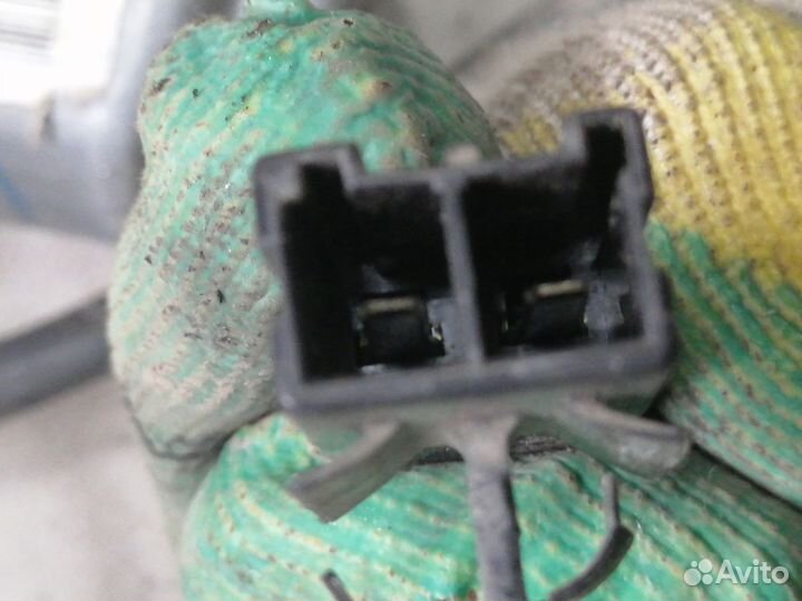 Стеклоподъемн.перед.правый Nissan Primera P11 2000