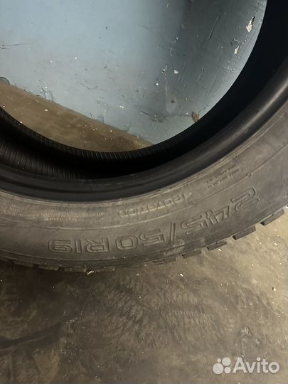 Nokian Tyres Hakkapeliitta 9 SUV 245/50 R19 105T