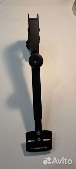 Струбцина для датчика эхолота