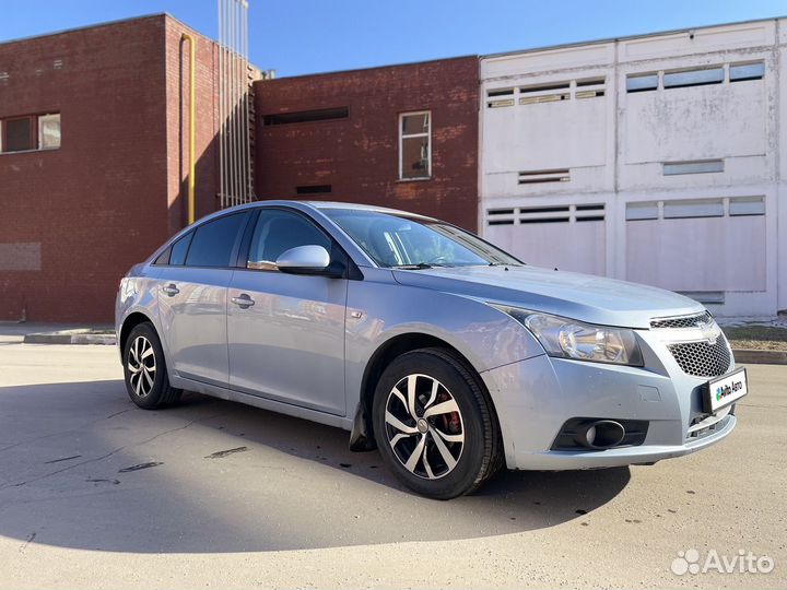 Chevrolet Cruze 1.8 AT, 2012, 139 500 км