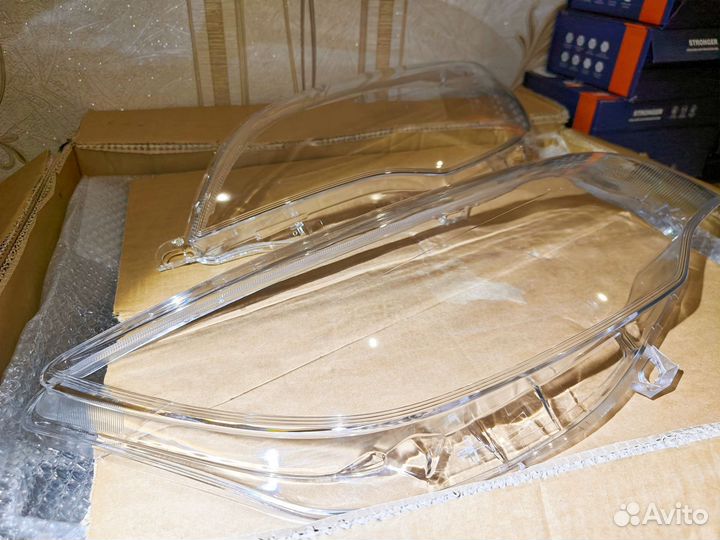 Стекла фар Opel Astra J 2009-2012