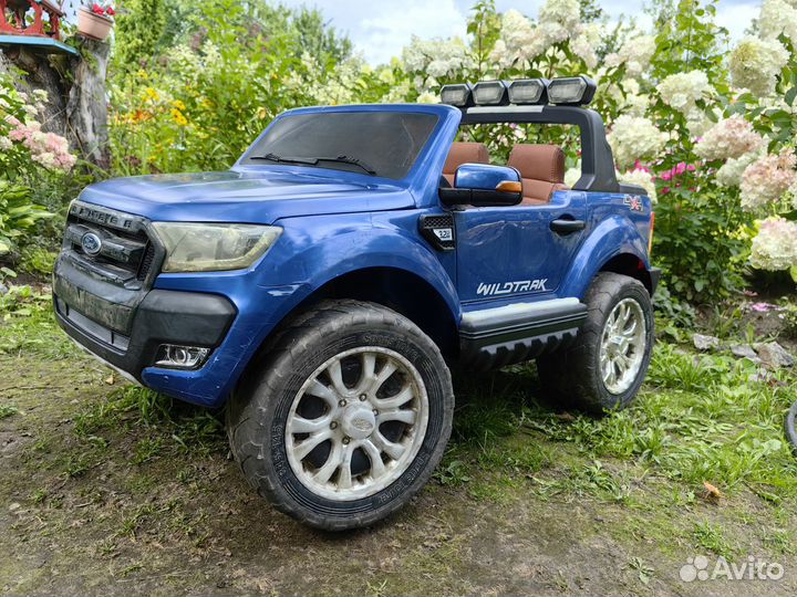 Детский электромобиль 4*4 Ford ranger двухместный