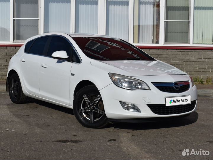 Opel Astra 1.6 AT, 2012, 204 000 км