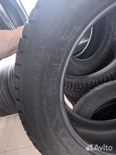 Nokian Tyres Nordman 7 SUV 215/60 R17
