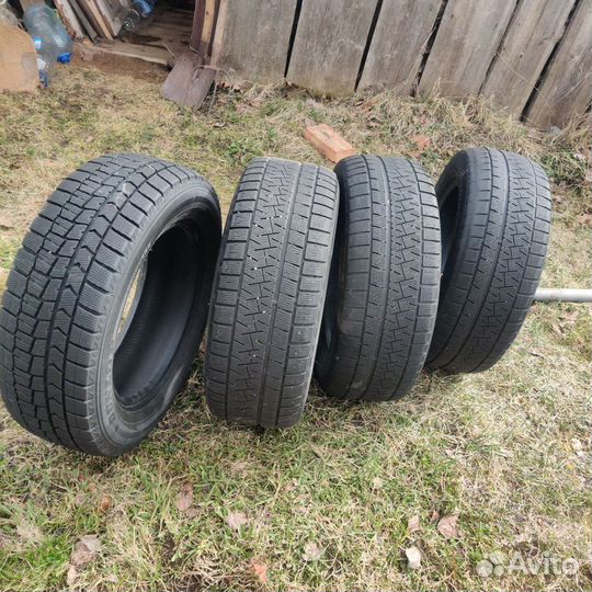 Dunlop SP Winter Maxx WM01 215/60 R16