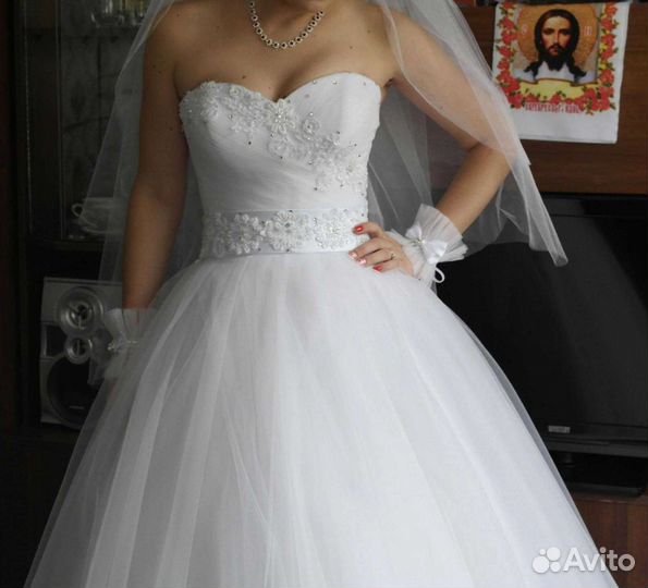 Свадебное платье