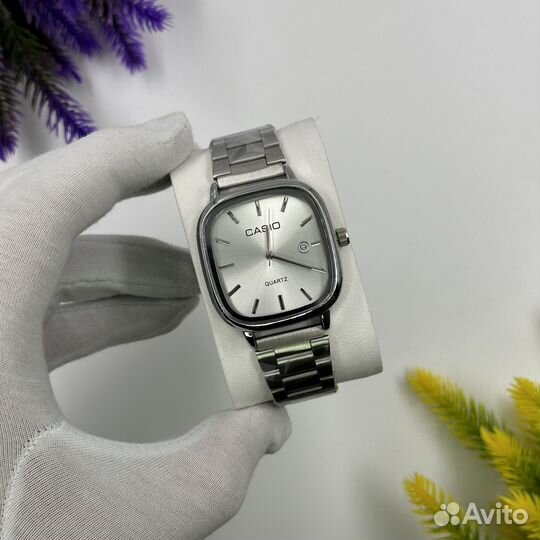 Часы casio quartz новые