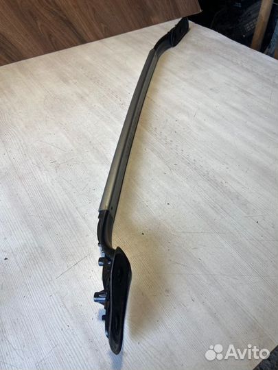 Рейлинг на крышу левый Renault Sandero Stepway