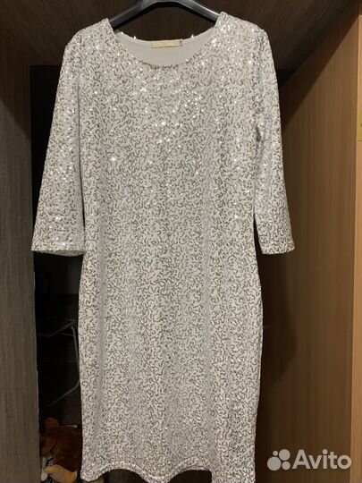 Платье женское новогоднее
