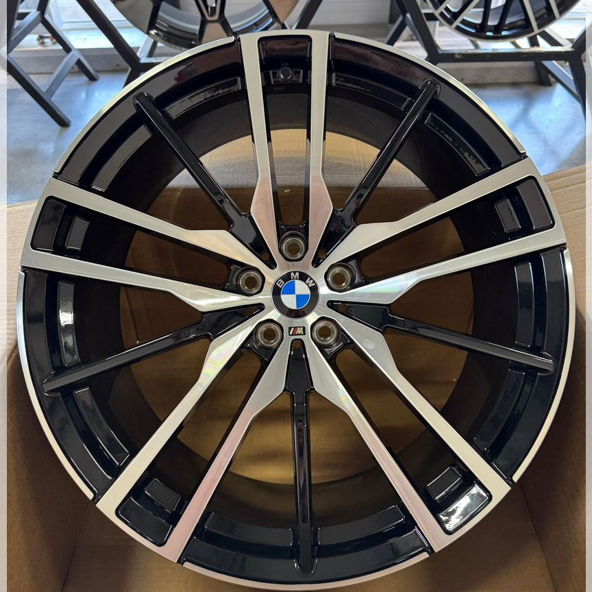 Литые диски BMW 9.5×R22 5×112