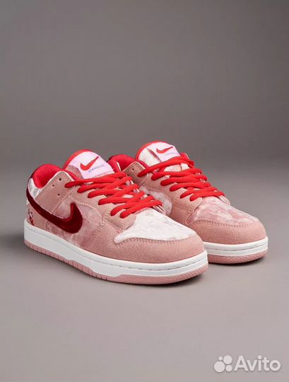 Осенние кроссовки Sb Dunk Low Strange Love новые