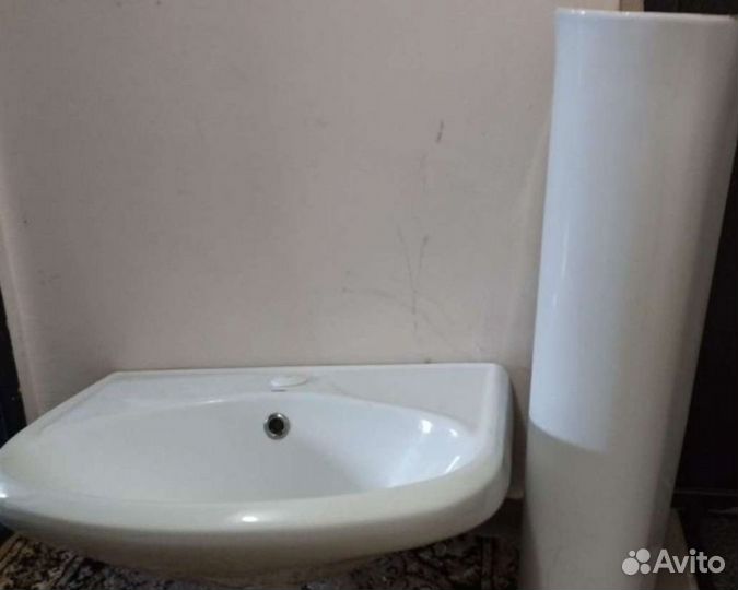 Раковина с пьедесталом бу в отличном состоянии