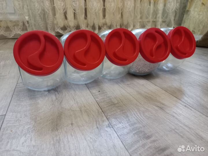 Набор стеклянных баночек для круп