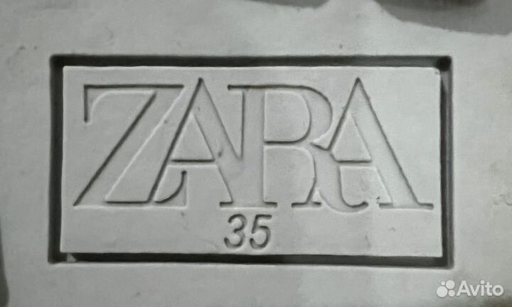 Кроссовки zara