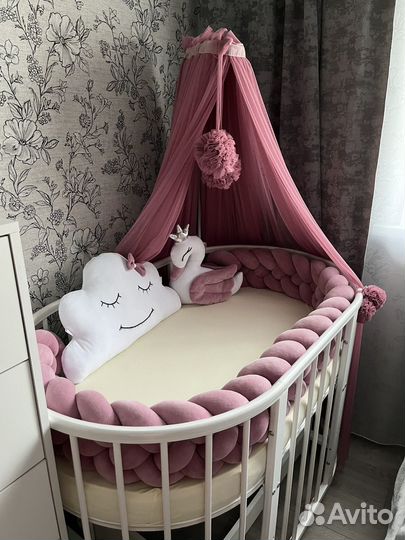 Бортики и балдахин в кроватку