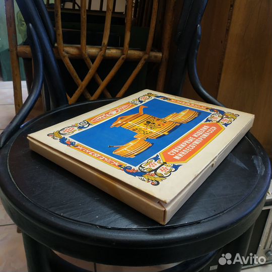 Набор спичек Сувенирные изделия минлесбумпрома